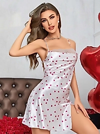 Kadın Beyaz Fuşya Kalp Desenli saten Gecelik 2219