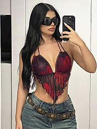 Kadın Kırmızı Siyah Renklerde Önden Üçgen Kesim Detaylı Crop Askılı Önden Bağlama 5092