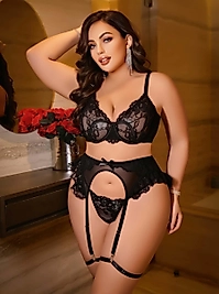 Kadın Büyük beden dantel detaylı fantezi jartiyer takımı 8010