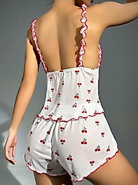 Kadın Kiraz Desenli Fırfırlı Şortlu Gecelik Takım 5101