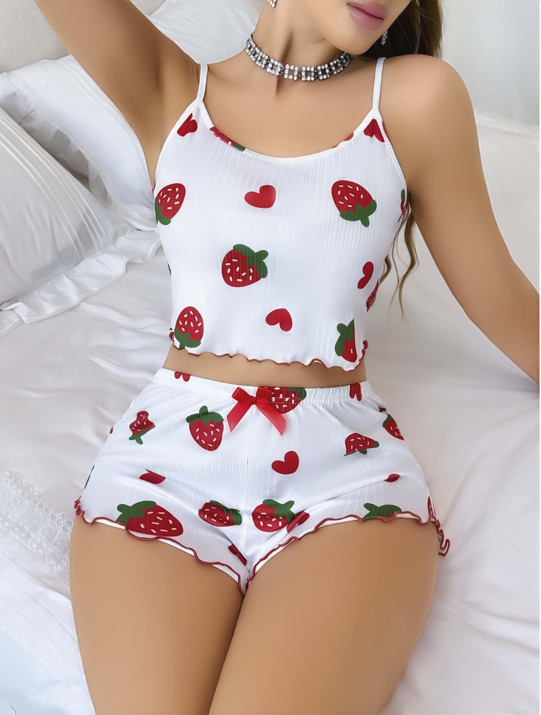 Kadın Beyaz Çilek desenli Şortlu Pijama Takımı 5053